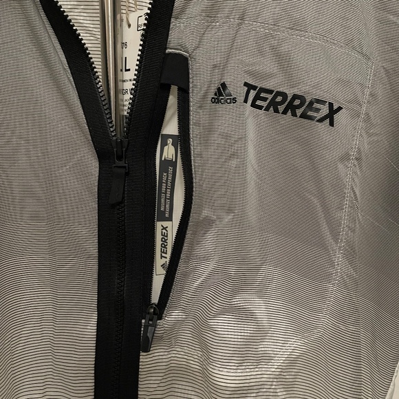 🏔️ NWT Adidas TERREX Windbreaker - Retail $180! Large 🏔️ - Picture 5 of 8